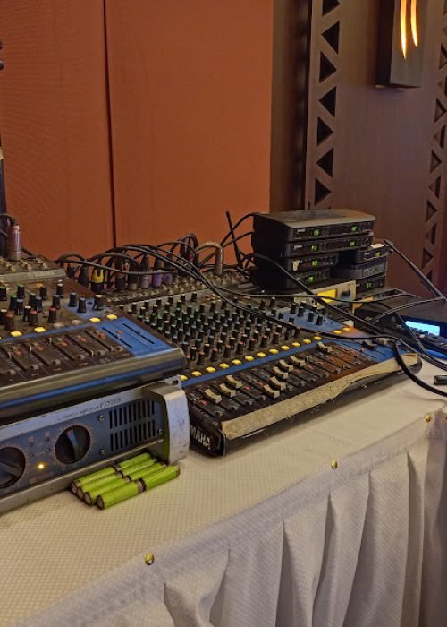 {"capture_mode":"AutoModule","faces":[]}